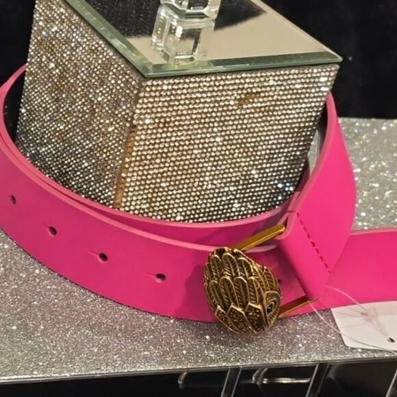 Kurt Geiger London Eagle Head Leather Belt- Fuschia/Antique Brass - Picture 8 of 8